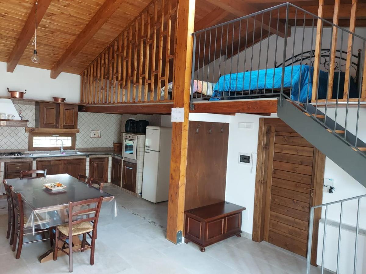 La Casa Sull'Aia,Av Bed and Breakfast Santo Stefano del Sole Buitenkant foto