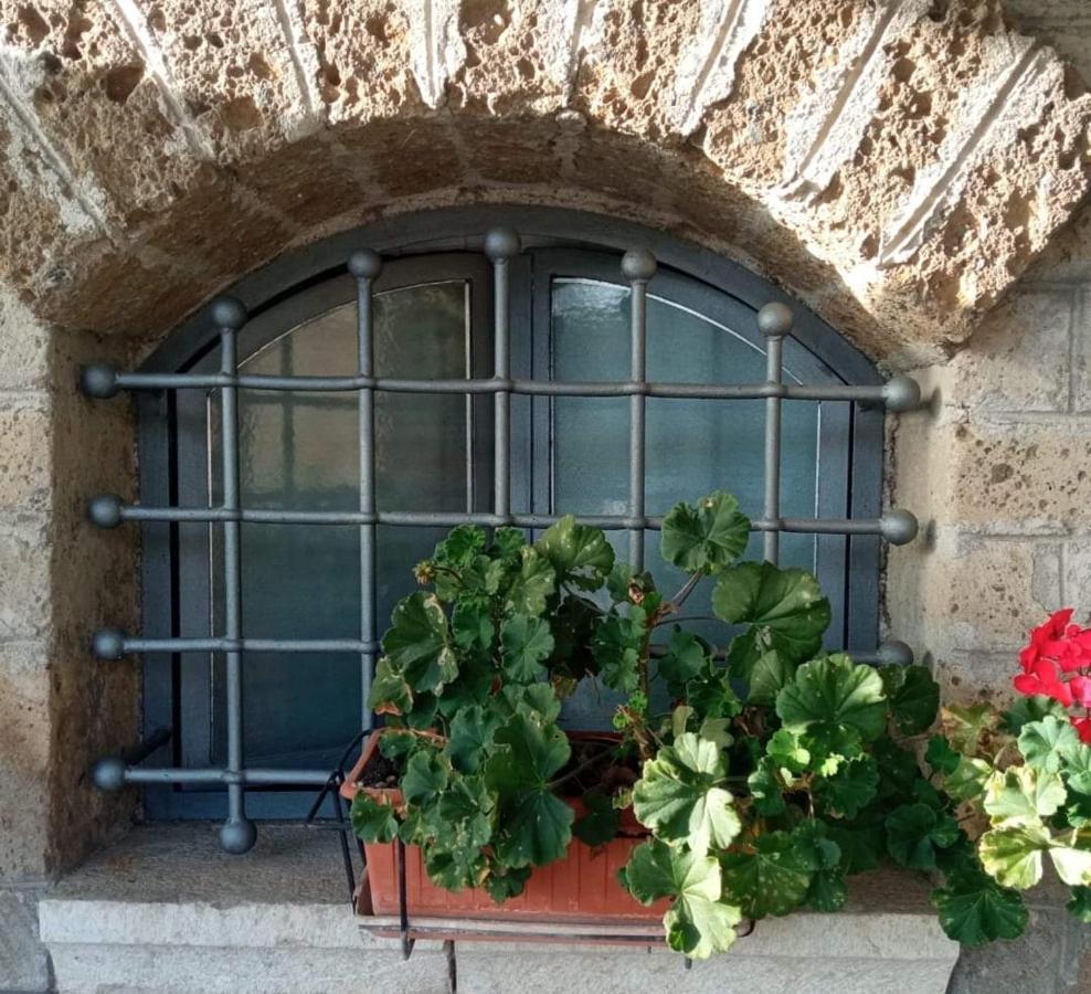 La Casa Sull'Aia,Av Bed and Breakfast Santo Stefano del Sole Buitenkant foto