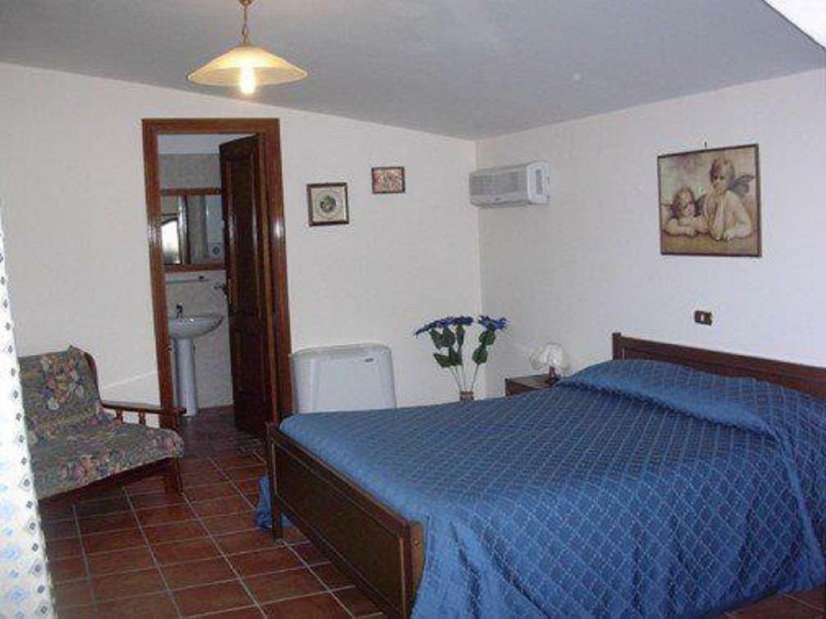 La Casa Sull'Aia,Av Bed and Breakfast Santo Stefano del Sole Buitenkant foto