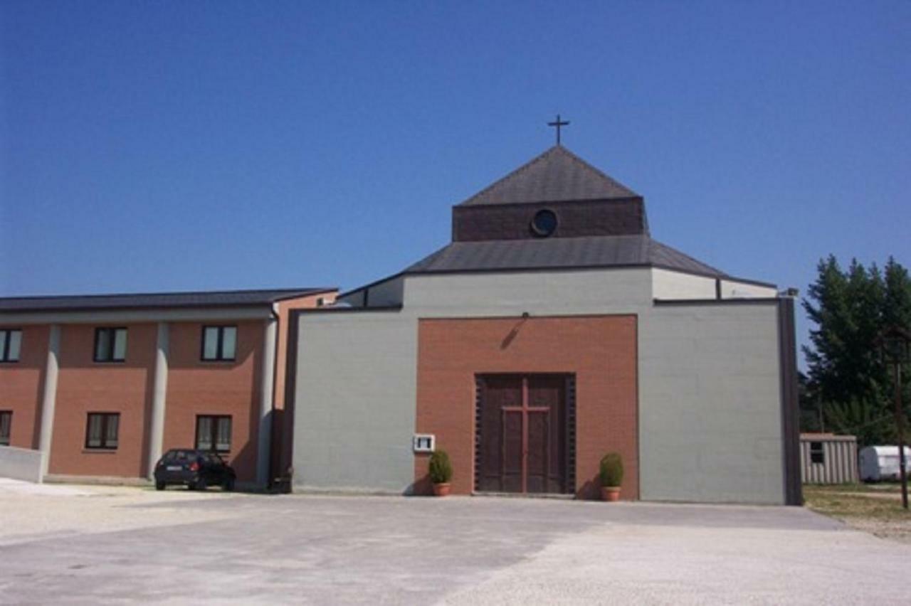 La Casa Sull'Aia,Av Bed and Breakfast Santo Stefano del Sole Buitenkant foto