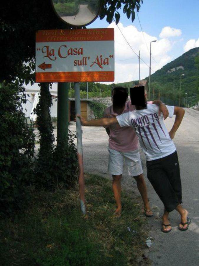 La Casa Sull'Aia,Av Bed and Breakfast Santo Stefano del Sole Buitenkant foto